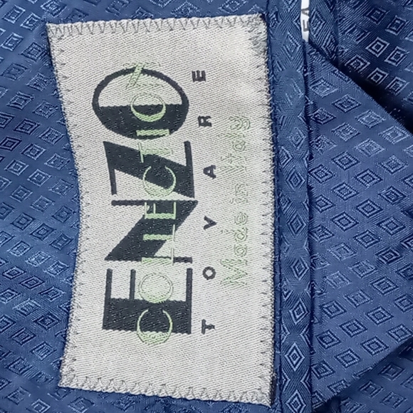 Enzo Tovare Collection Made in Italy Black pin stripped men's suit. - Picture 4 of 12